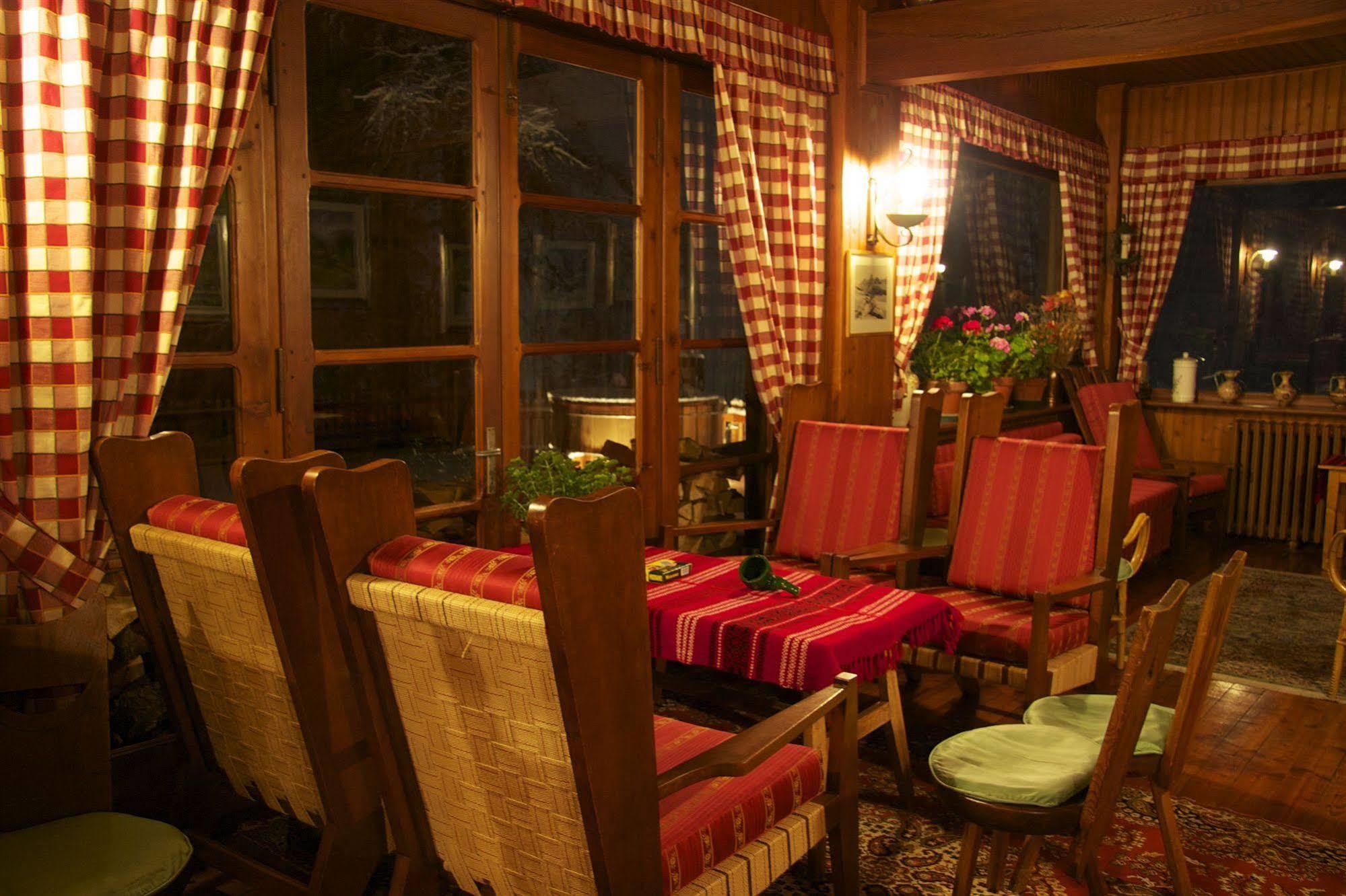 Albergo Villa Anna Maria Champoluc Exterior foto