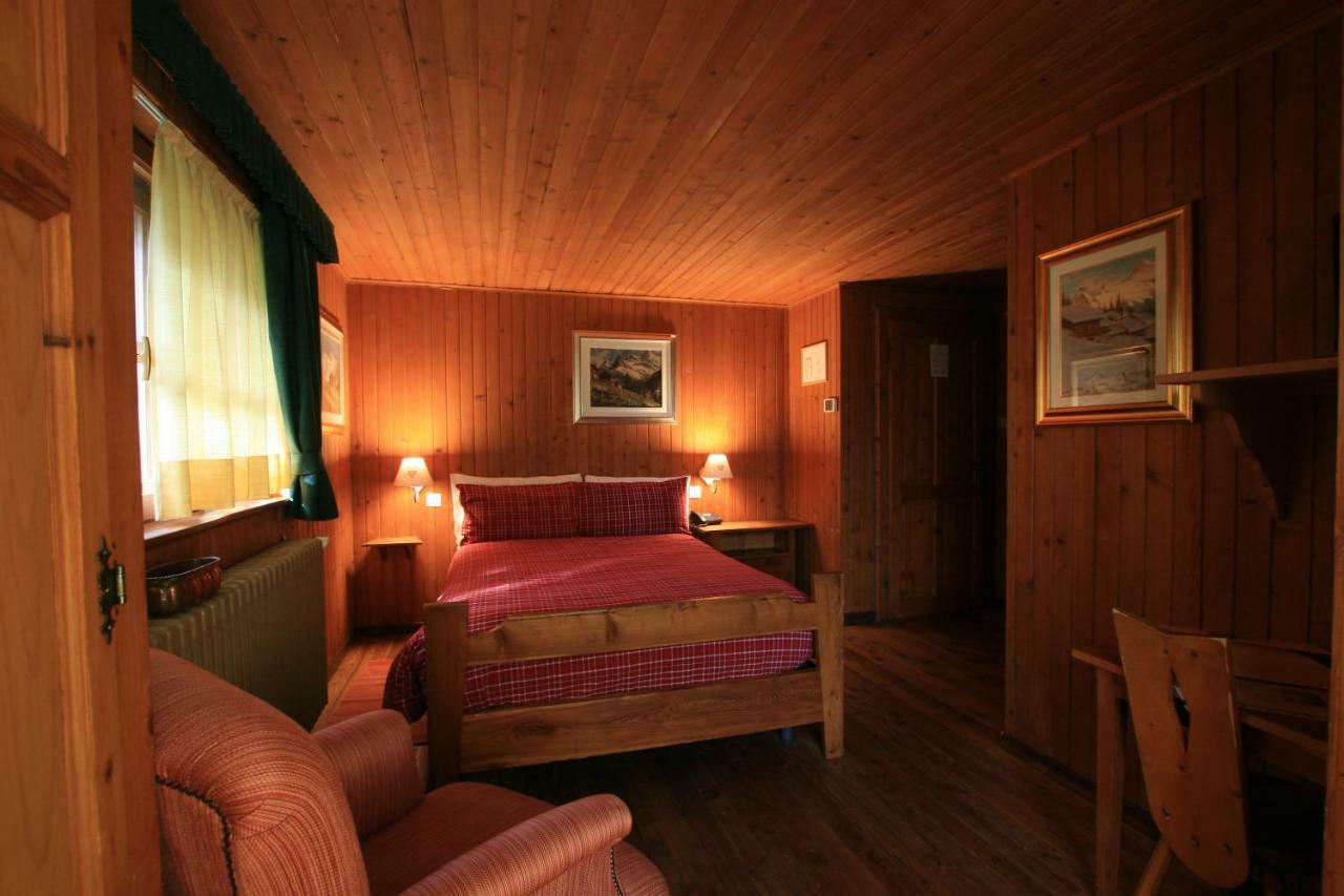 Albergo Villa Anna Maria Champoluc Exterior foto